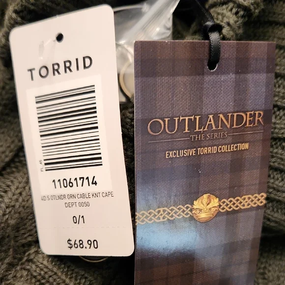 Torrid Outlander Dark Green Cable Knit Cape - Picture 2 of 4